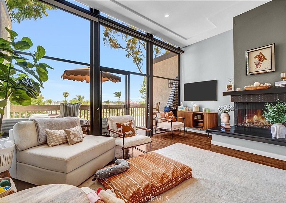 1st image of 9322 Marina Pacifica Dr N