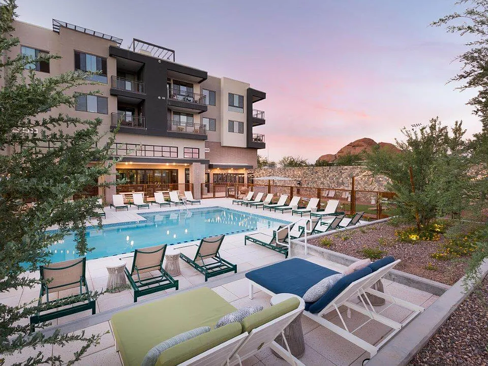 Scottsdale Entrada
