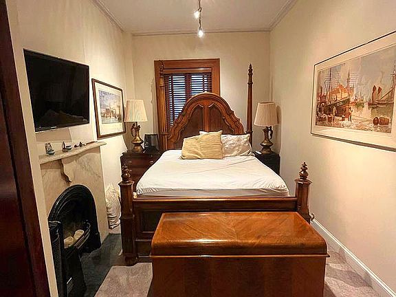 5th image of 43 Charles St APT 3