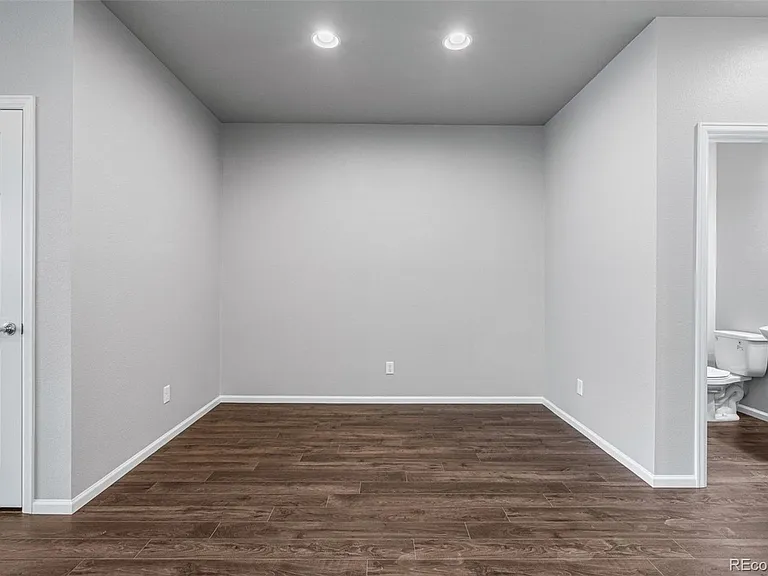 6676 N Argonne St — Photo 15