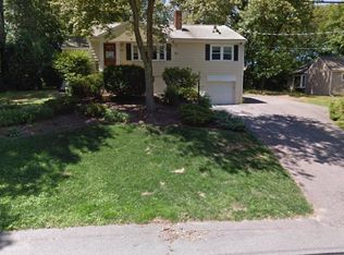 20 Crescent Rd, Lexington, MA 02421