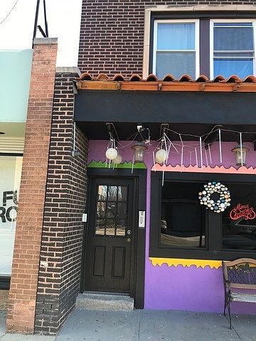 1st image of 5431 N Lincoln Ave APT 202