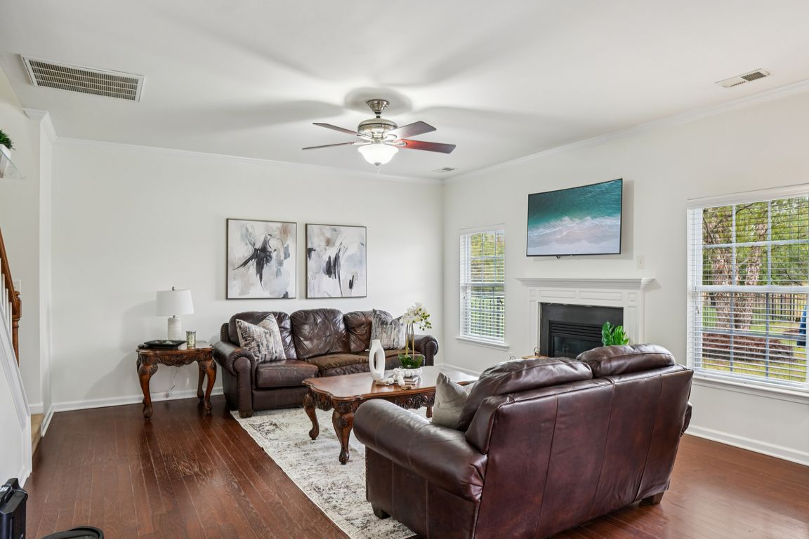 next background image