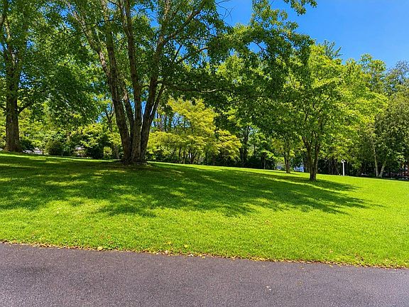 2nd image of Hunter Park