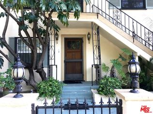 9052 Elevado St, West Hollywood, CA 90069