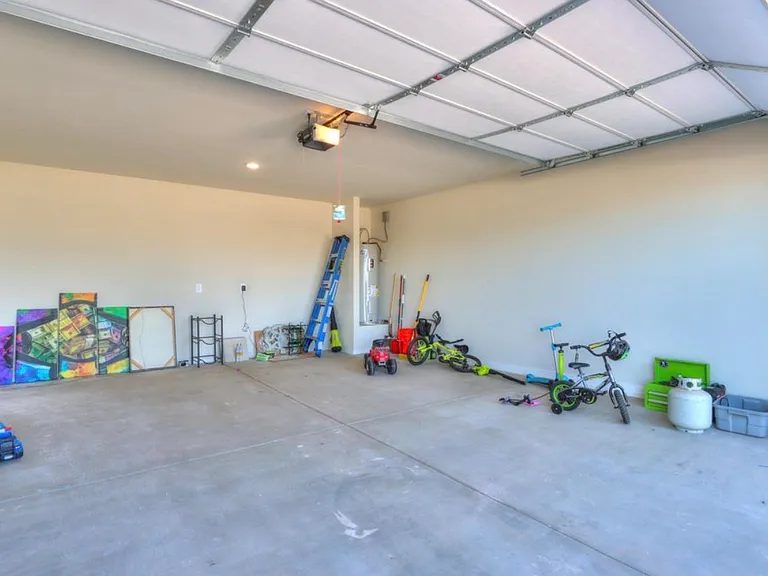 36085 W San Sisto Ave — Photo 29