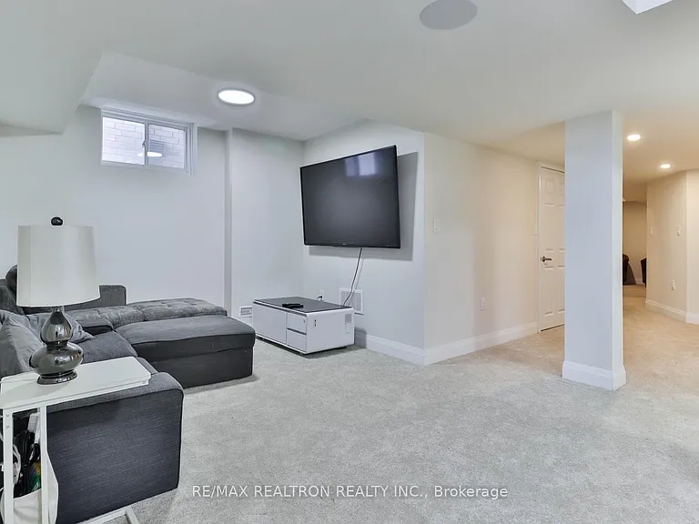 15 George Ellis Dr — Photo 42