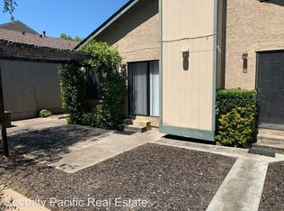 283 Brighton St, Hercules, CA 94547