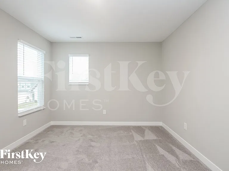 2335 S Carlota Dr — Photo 10