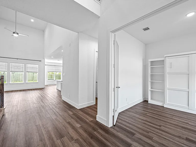4227 Magliana Ln — Photo 6