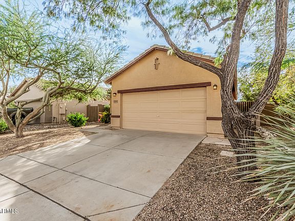 3rd image of 40808 N HEARST Drive