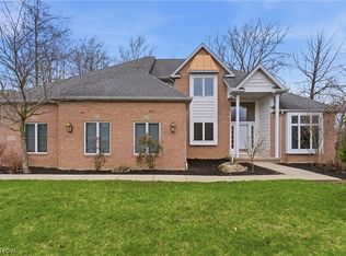 19880 Shenandoah Rdg, Strongsville, OH 44136