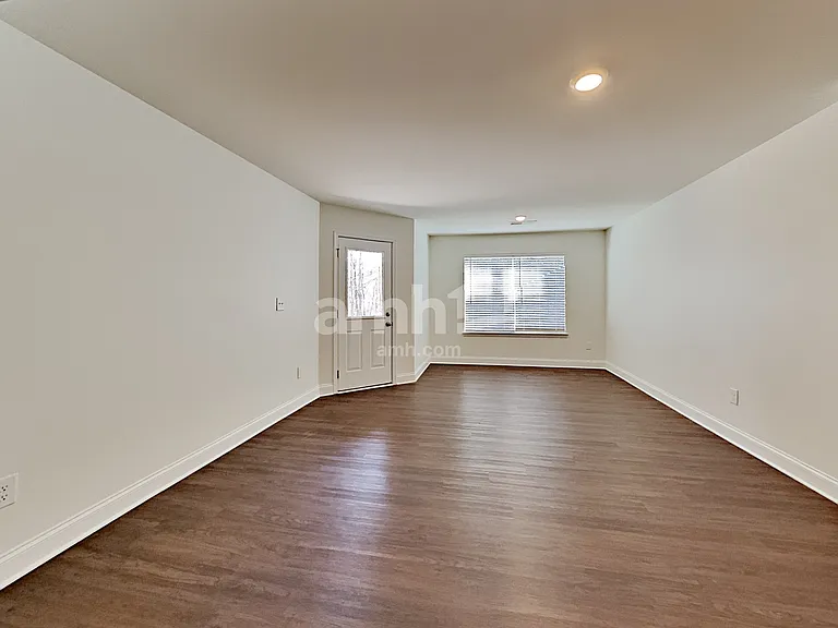 2447 Napa Valley Dr — Photo 7