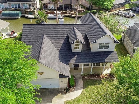 2nd image of 13704 Shoreline Dr