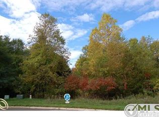 6226 Windstone Cir, Clarkston, MI 48346