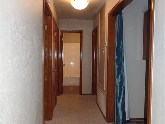 4th image of 2403 N A St
