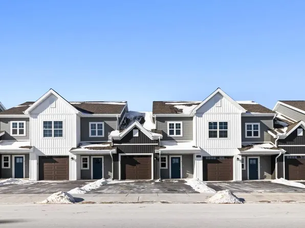 1675 Reigle DRIVE Unit #7, Kewaskum, WI 53040