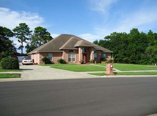 5900 Osprey Pl, Pensacola, FL 32504