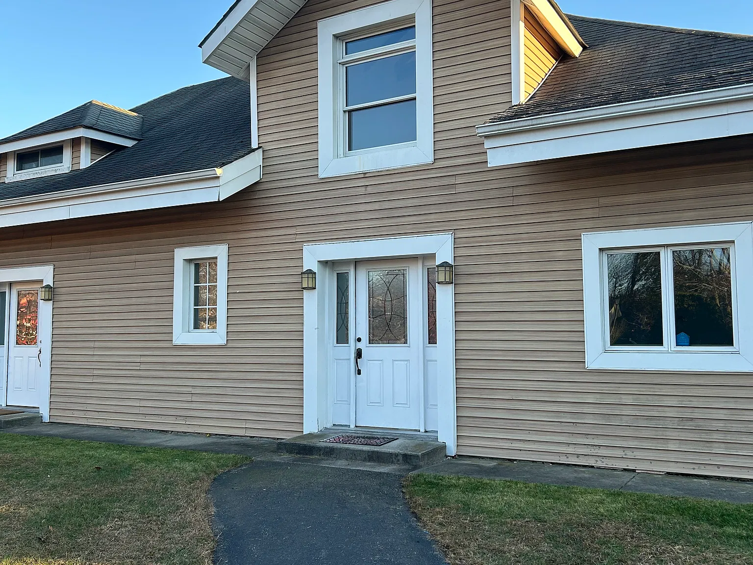 2 bed, 1000 sqft, $1,850 — Photo 2