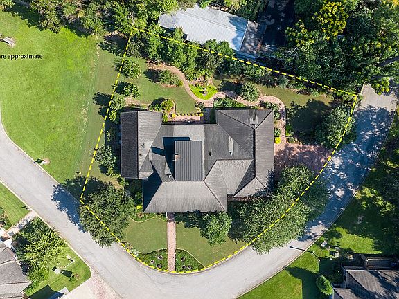 3rd image of 120 Park Ridge Ln