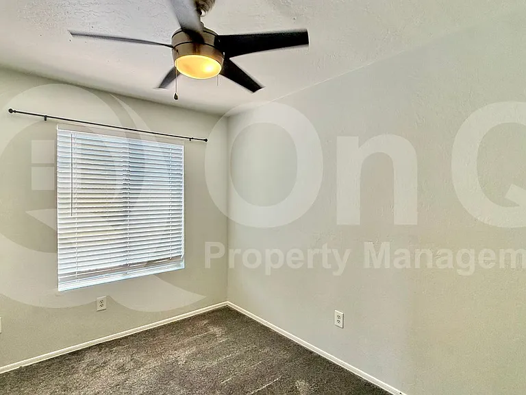 2075 E Appaloosa Rd — Photo 14