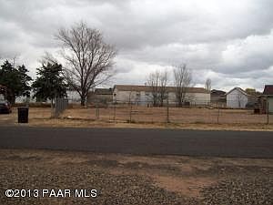 3rd image of 1415 Tumbleweed Dr