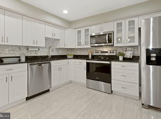 11557 Underoak Ct, Reston, VA 20191