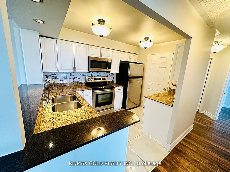 400 Webb Dr #1101 — Photo 4