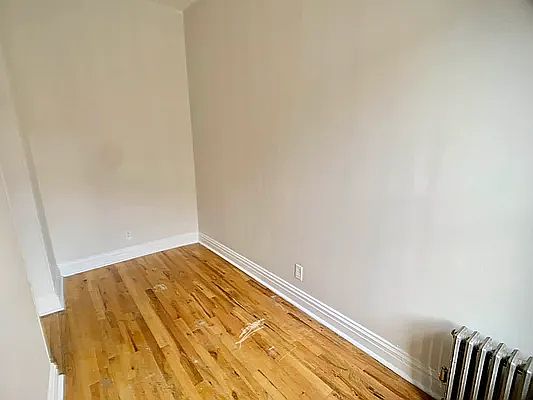 4th image of 39 Christopher St APT 1C