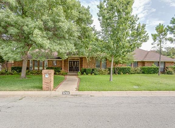 2nd image of 6704 Meadows West Dr S