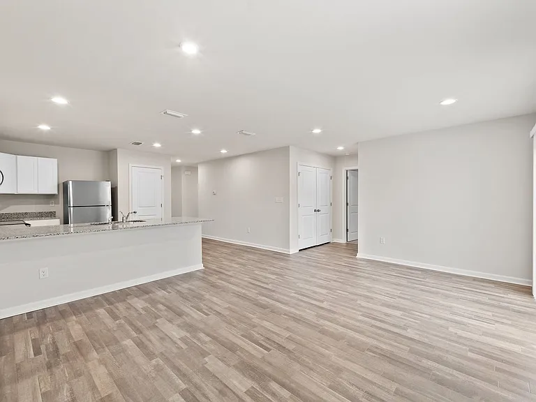 630 Whispering Creek Ave — Photo 20