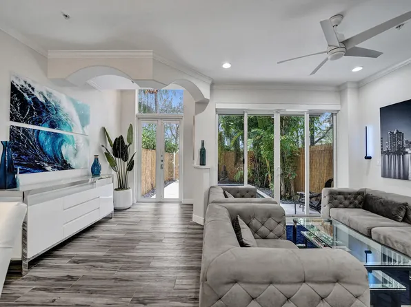 1364 Bayview Drive #1364, Fort Lauderdale, FL 33304