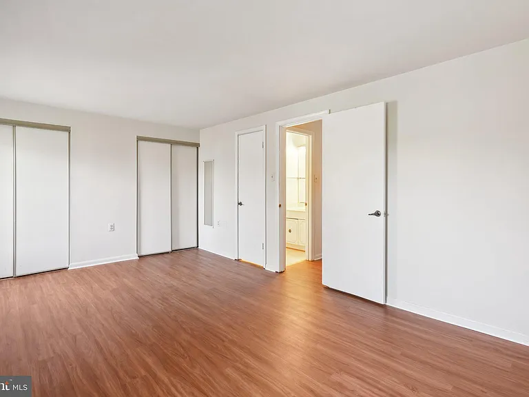 10258 Quiet Pond Ter — Photo 12