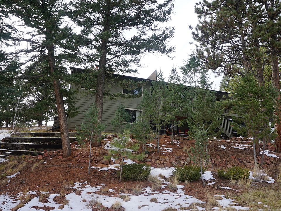 Front of home (from left)