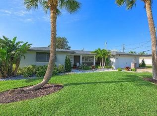 548 N Halifax Dr, Ormond Beach, FL 32176