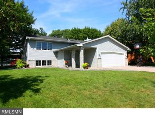 11125 Wisconsin Ave N, Champlin, MN 55316
