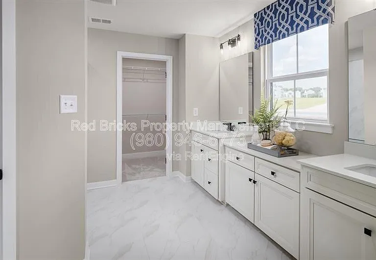 1824 Giana Ln — Photo 14