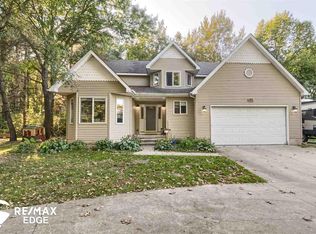 2796 Allen Rd, Ortonville, MI 48462