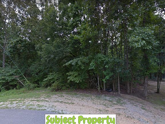 3rd image of 400 Oak Leaf Cir