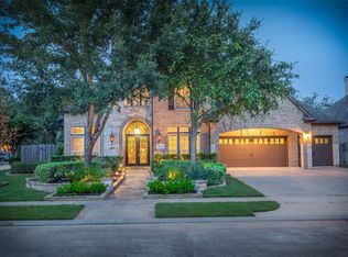 1007 Wyndham Way, Sugar Land, TX 77479