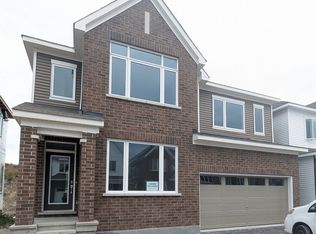 788 Eminence St, Ottawa, ON K2J 6X6