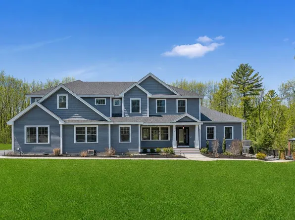 54 Grand Trail Drive, Wells, ME 04090