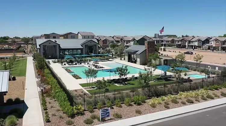 1044 S Sunset Dr — Photo 22