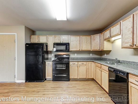 3rd image of 3920 Garden View Dr #10008172