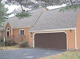 29 Salmon Meadow Ln, Moultonboro, NH 03254