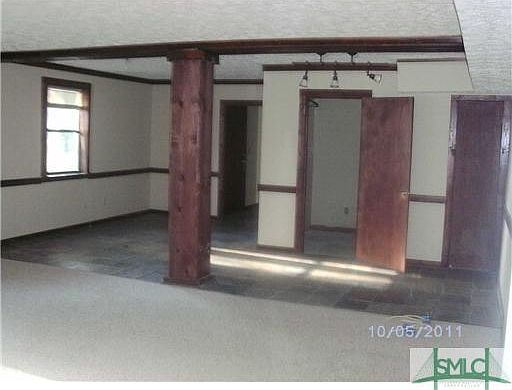 3rd image of 293 Fort Howard Road