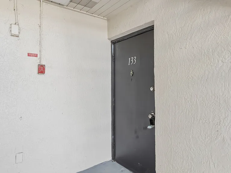2569 N Alafaya Trl #133 — Photo 7