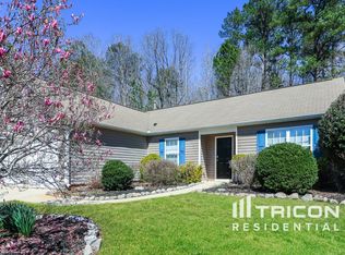40 Devyn Ln, Powder Springs, GA 30127