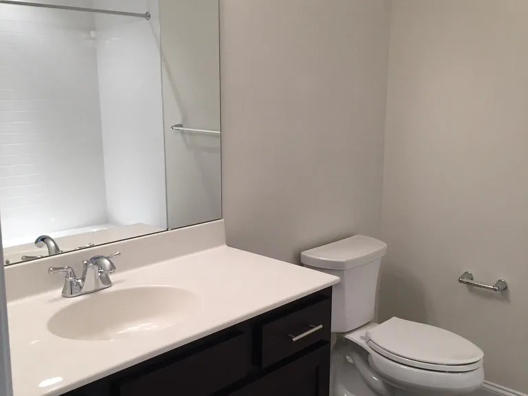 605 Haverford Ave — Photo 16
