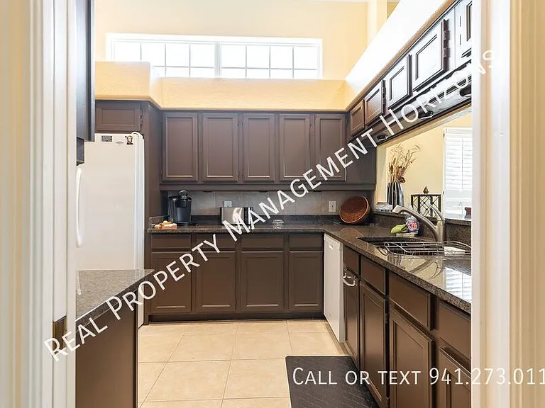 6815 Pleasant Hill Rd — Photo 7